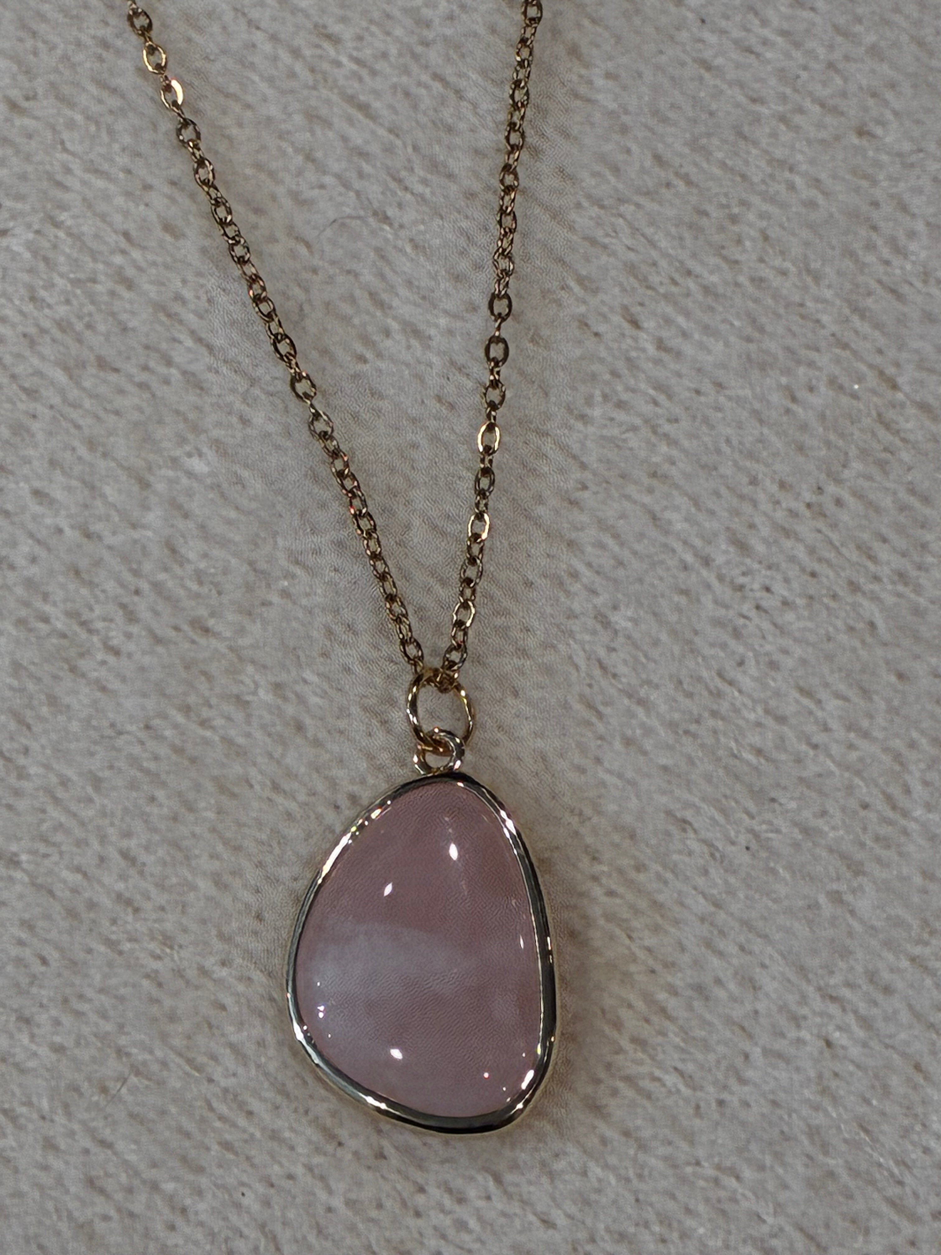 Rose Quartz Necklace – Natural Pink Gemstone Pendant – Stainless Steel Gold Chain – Self Love & Heart Healing Jewelry