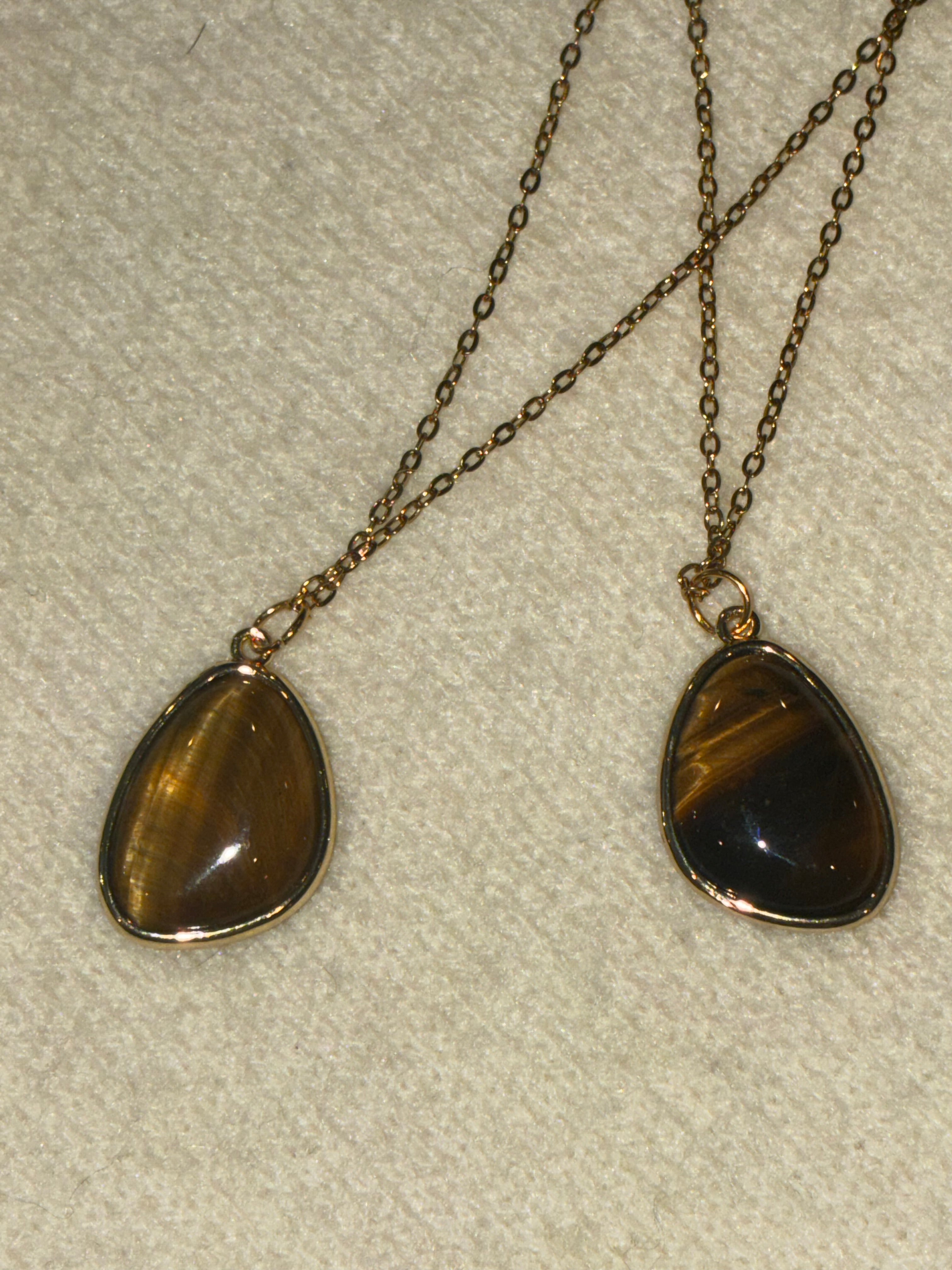 Tiger’s Eye Necklace – Natural Brown Gemstone Pendant – Stainless Steel Gold Chain – Protection & Confidence Crystal