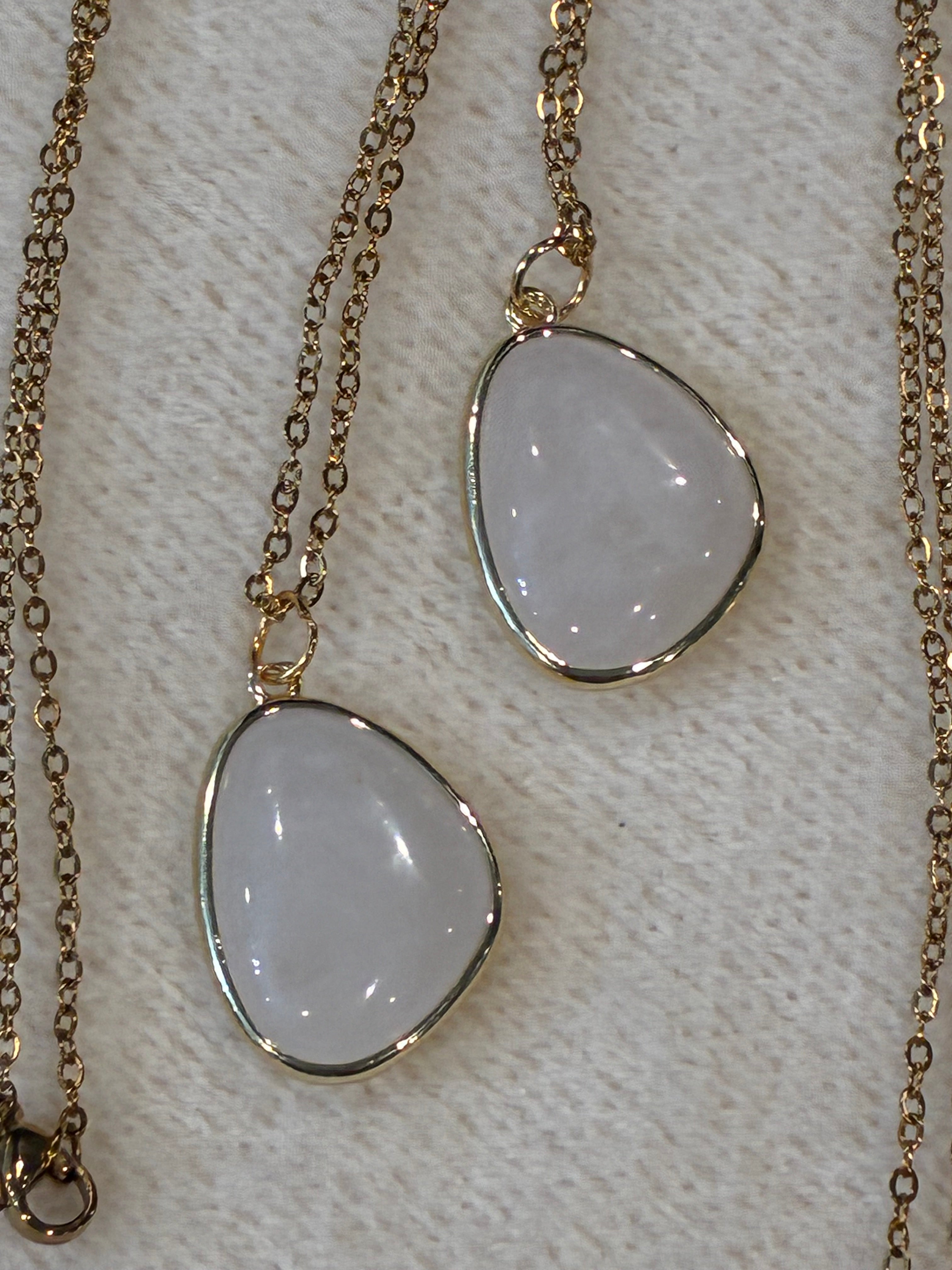 Milky Quartz Necklace – Natural White Gemstone Pendant – Gold Stainless Steel Chain – Clarity, Calm & Energy Cleansing Crystal