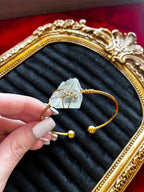 Raw Aquamarine Bracelet – Handmade Stainless Steel Gold Cuff – Natural Rough Gemstone Jewelry for Calm & Clear Communication