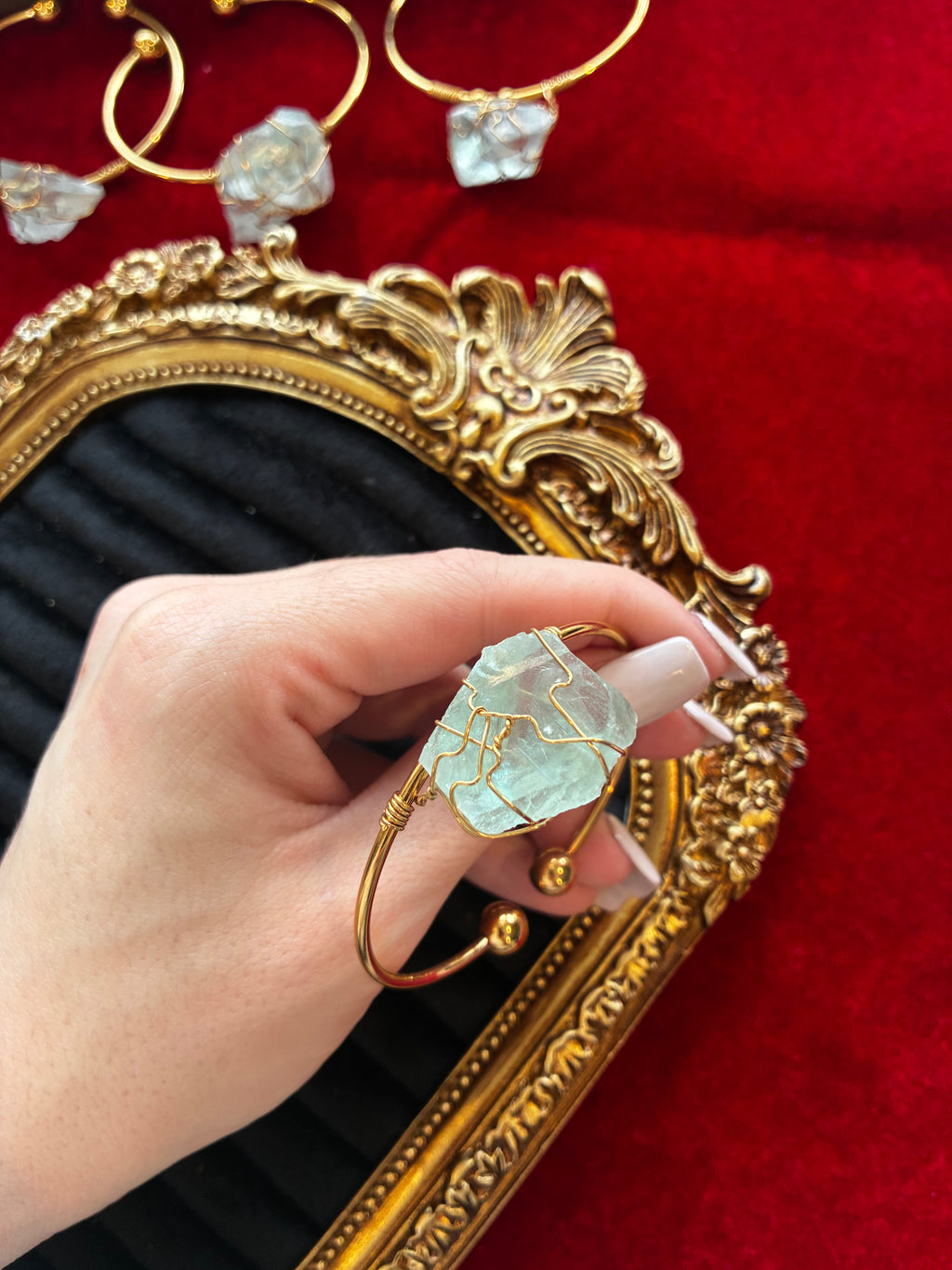 Raw Aquamarine Bracelet – Handmade Stainless Steel Gold Cuff – Natural Rough Gemstone Jewelry for Calm & Clear Communication