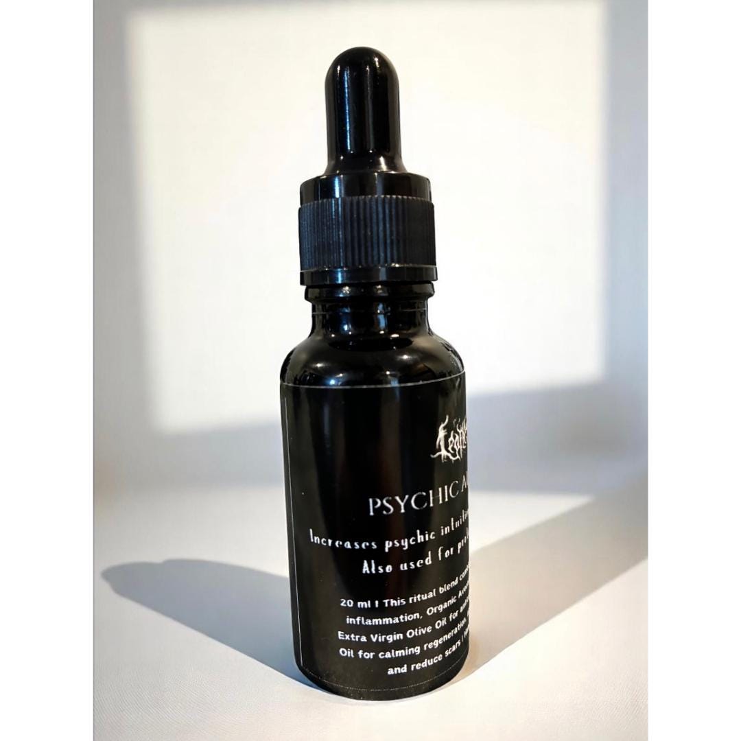 Ritual oil for psychic clarity, spiritual protection and intuitive power - Star Anise