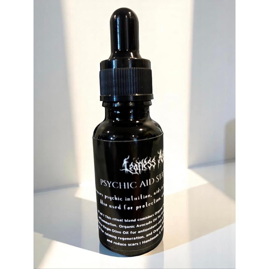 Ritual oil for psychic clarity, spiritual protection and intuitive power - Star Anise