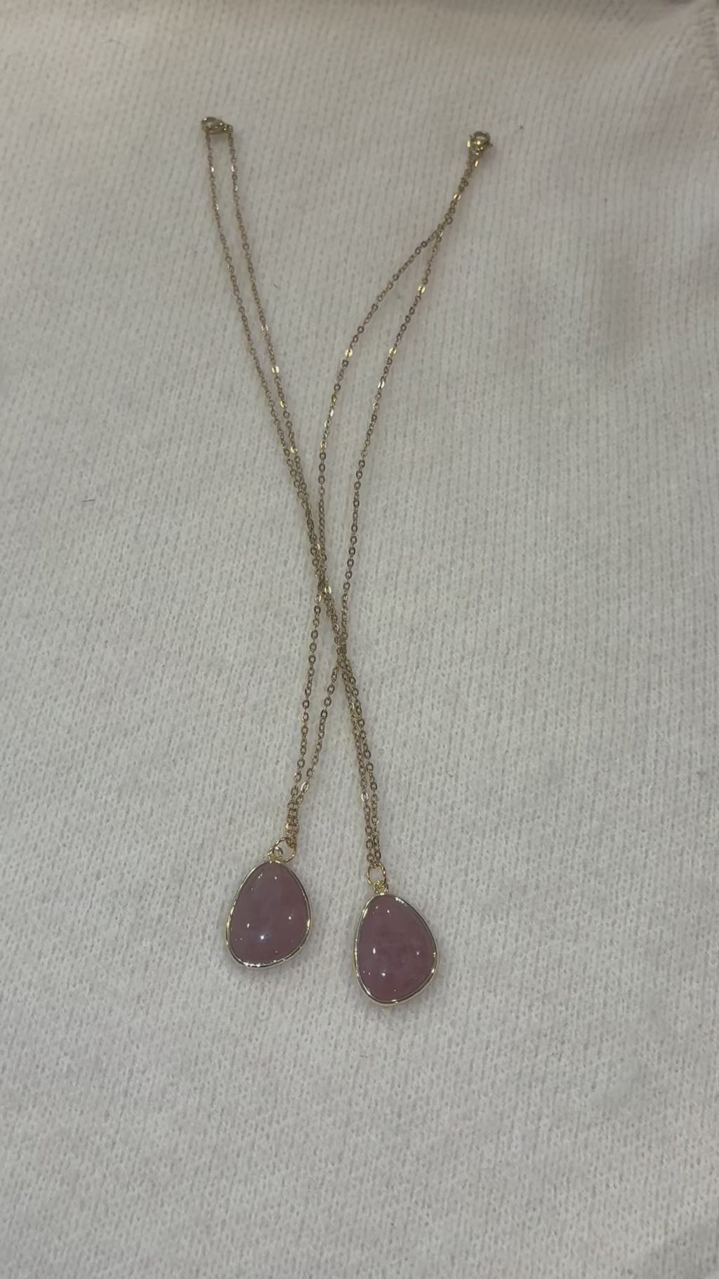 Strawberry Quartz Necklace – Natural Pink Gemstone Pendant – Gold Stainless Steel Chain – Love, Confidence & Heart Energy